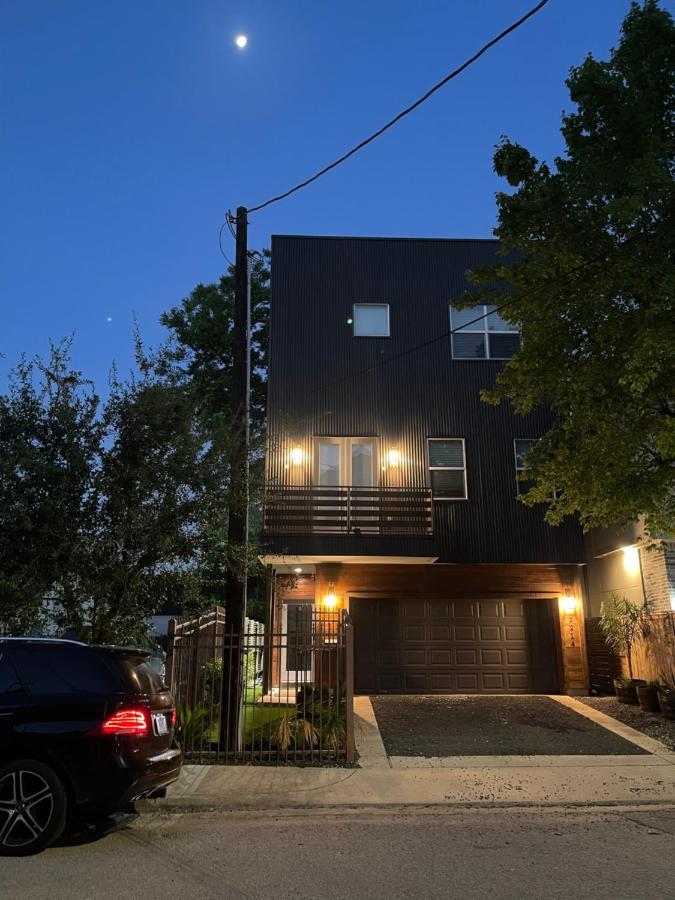 Vila N-E-G Skai Midtown Of Houston Exteriér fotografie