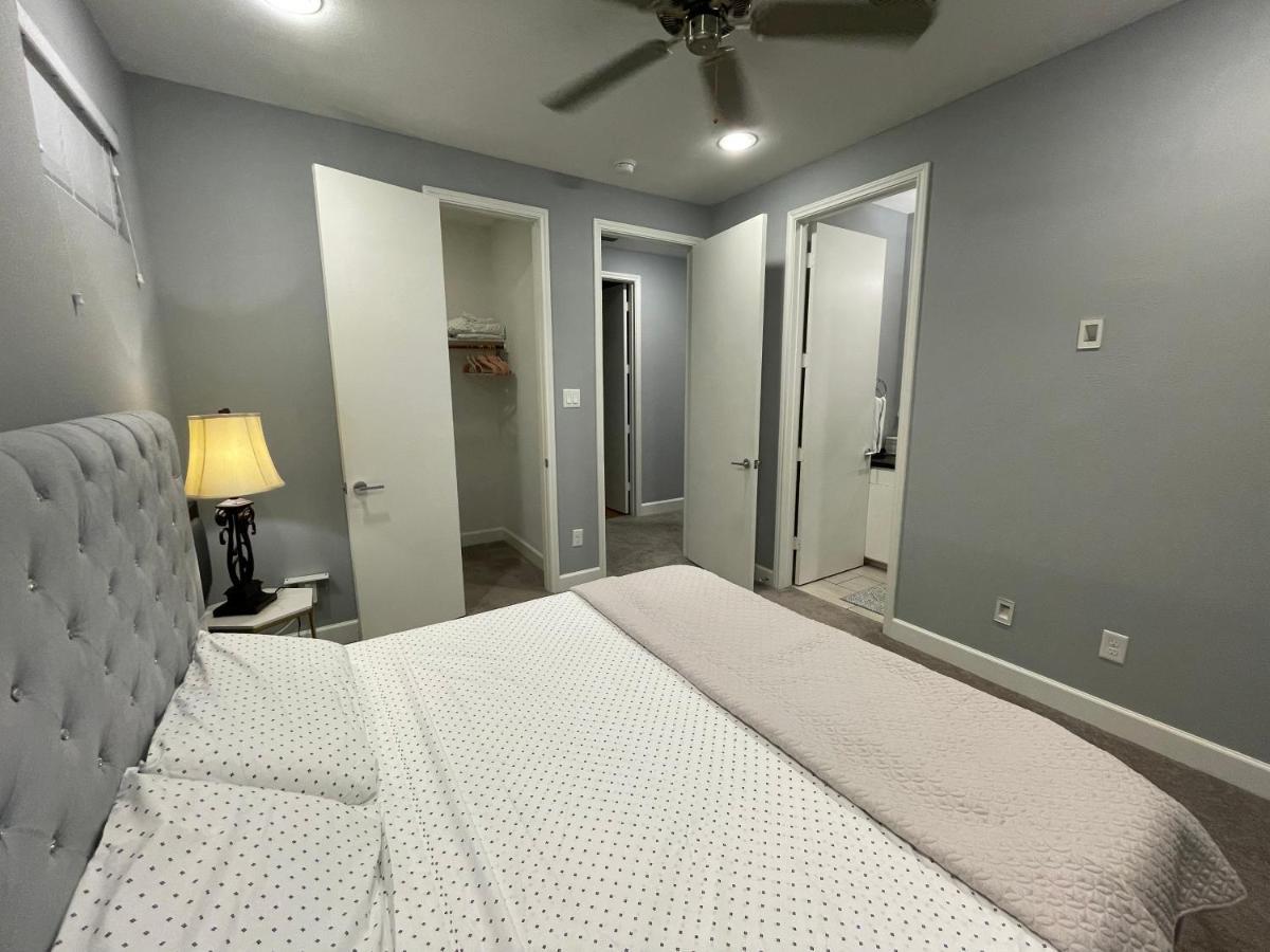 Vila N-E-G Skai Midtown Of Houston Exteriér fotografie